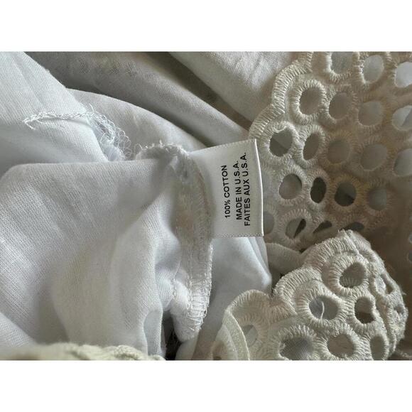 Misa Los Angeles The Joanna Cotton Eyelet Romper in White Women’s size Medium - Picture 12 of 15